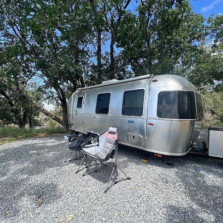 Modern Airstream With Amazing View - 10 To 15 Minutes From Kings Canyon National Park Dunlap Exteriör bild