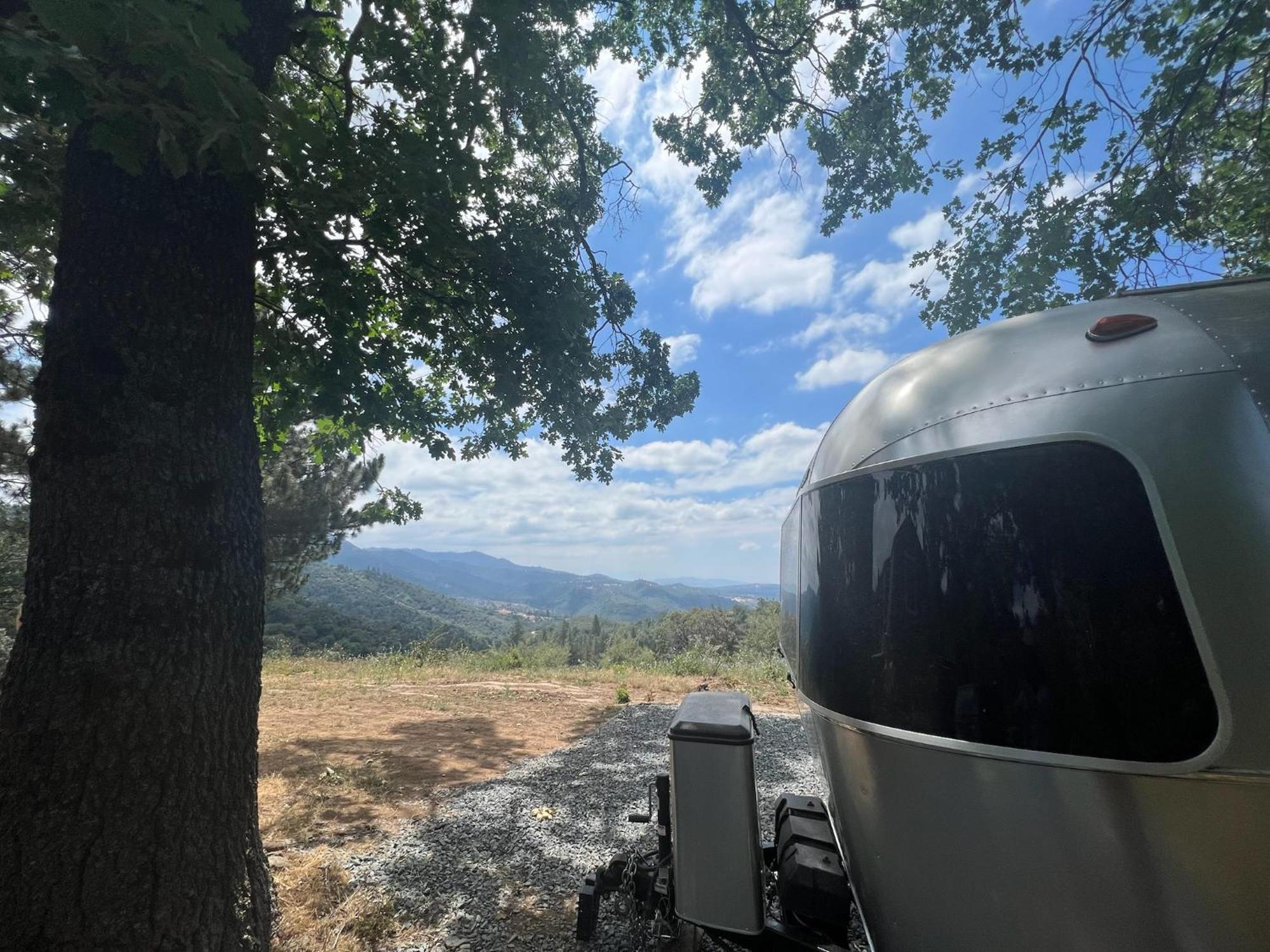 Modern Airstream With Amazing View - 10 To 15 Minutes From Kings Canyon National Park Dunlap Exteriör bild
