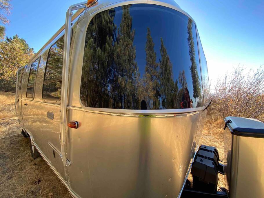 Modern Airstream With Amazing View - 10 To 15 Minutes From Kings Canyon National Park Dunlap Exteriör bild